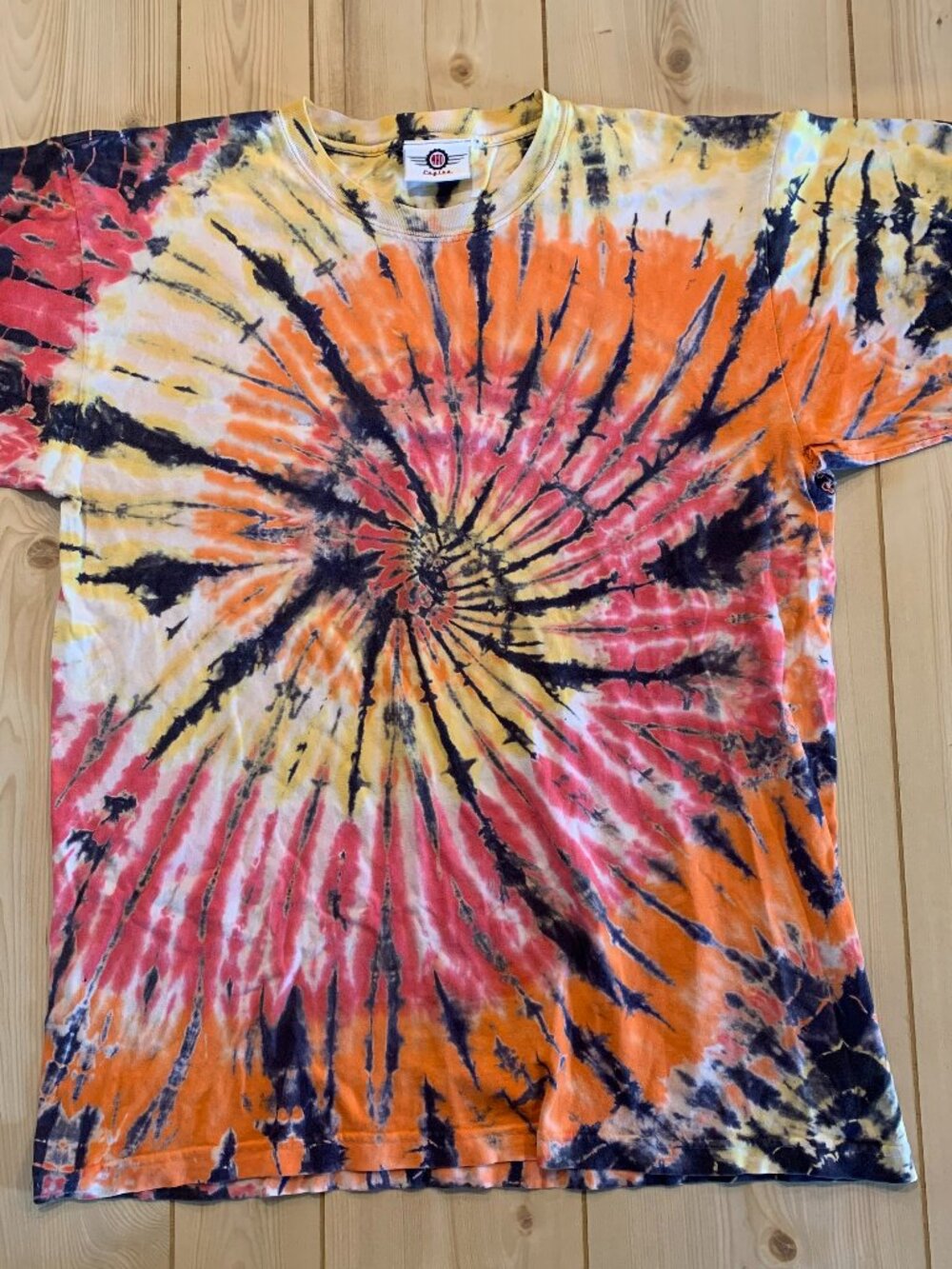 Vintage Y2K Mad Engine Tie-Dye Swirl Burst Hippie Festival Colorful T-Shirt XL